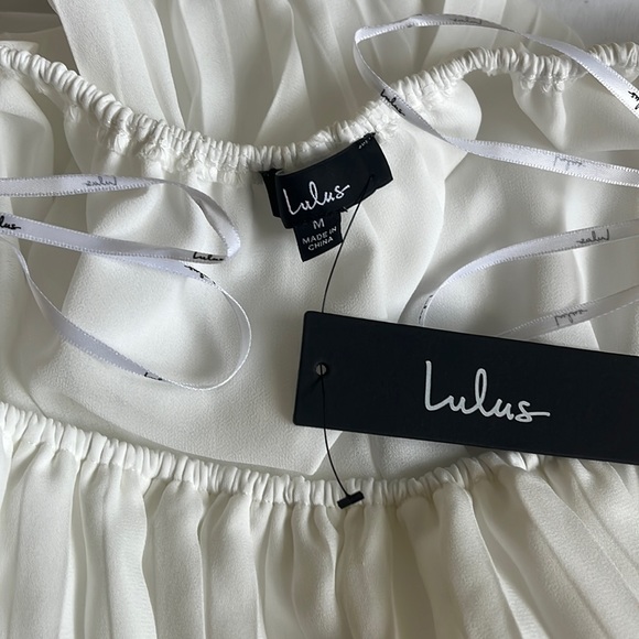 Pleated Crop Top - Picture 8 of 8